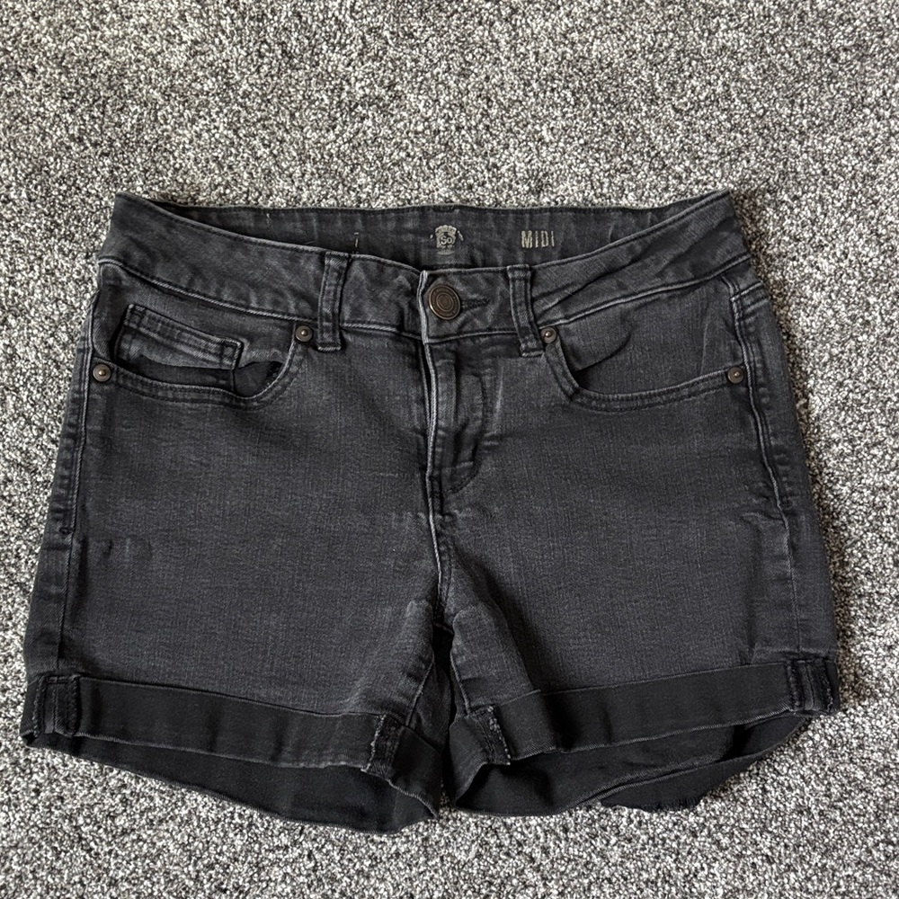 🎈Black Denim Shorts